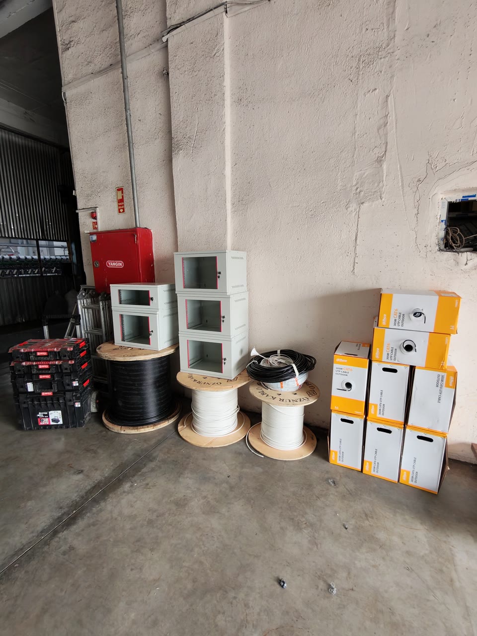 Kullanılan Malzemeler - Türkaylar Tekstil — Fiber Altyapı, Network ve 54 Kameralı Güvenlik Sistemi